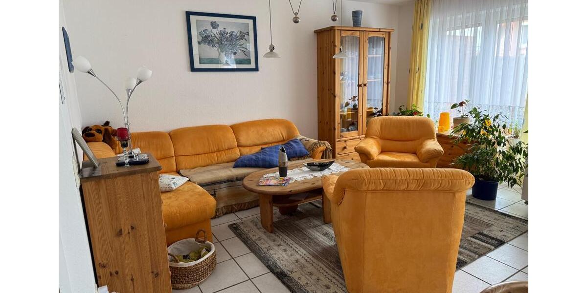 Doppelhaushälfte Sternberg - 4 Zimmer, 107 m&sup2;, 950&euro; | Angebot:25982805