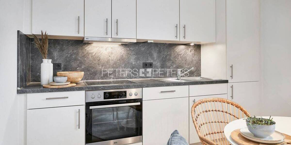 Etagenwohnung Schwerin Werdervorstadt - 3 Zimmer, 82 m&sup2;, 1.049&euro; | Angebot:26082830