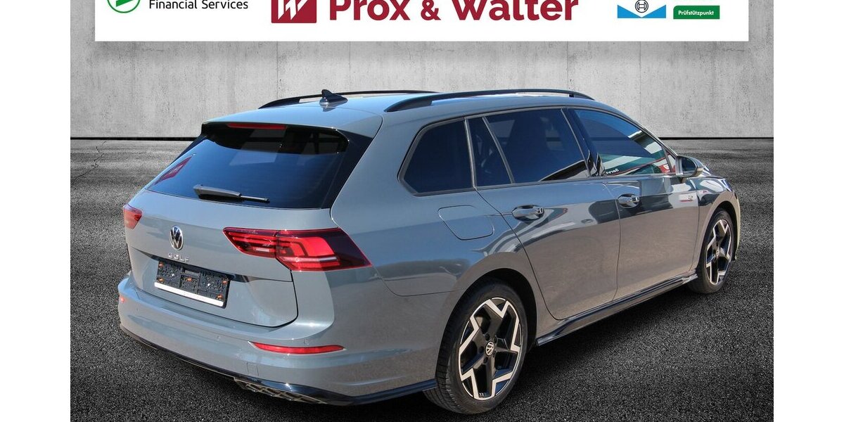 VW Golf VIII Variant 1.5 TSI R-Line LED+KAMERA+ACC 29.927 km 26.500 &euro; Hagenow 19230