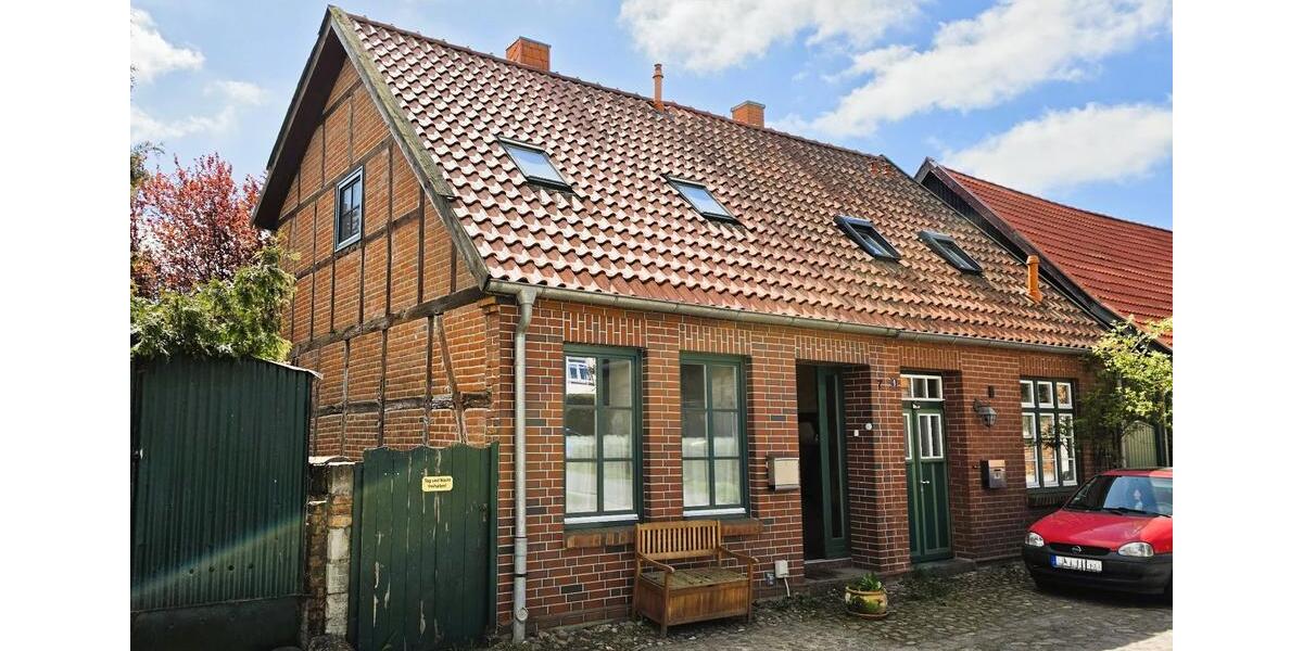 Reihenhaus Wittenburg - 2 Zimmer, 80 m&sup2;, 688&euro; | Angebot:26348644