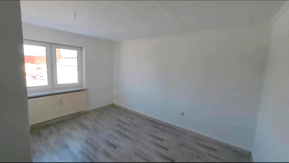 Dachgeschoßwohnung Lützow - 4 Zimmer, 78 m&sup2;, 849&euro; | Angebot:25793643