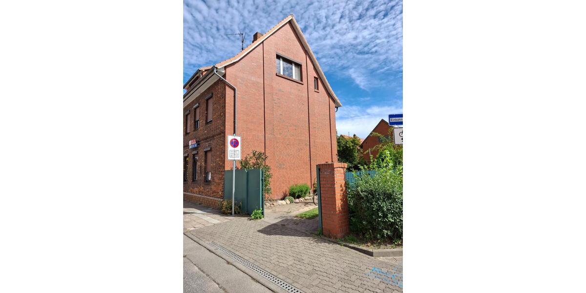 Mehrfamilienhaus, Wohnhaus Hagenow - 9 Zimmer, 200 m&sup2;, 185.000&euro; | Angebot:26802894