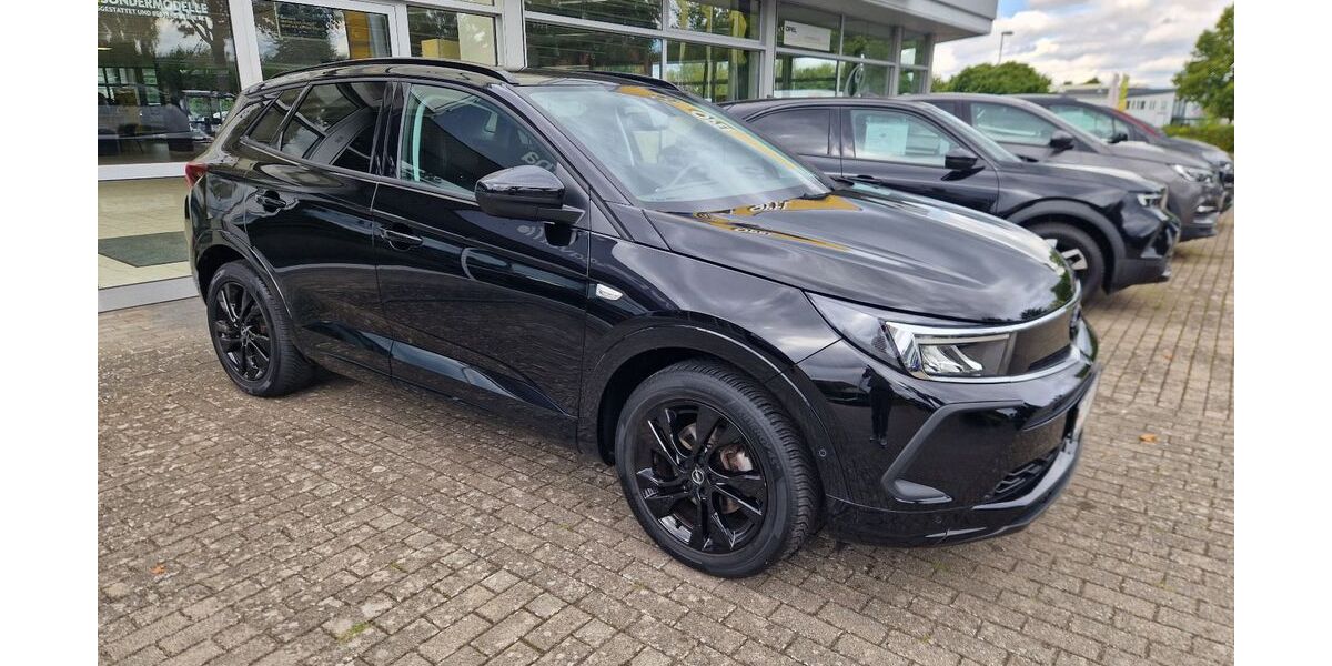 Opel Grandland (X) 50.355 km 18.990 € Schwerin 19055
