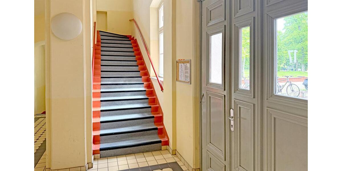 Etagenwohnung Schwerin - 1 Zimmer, 47 m&sup2;, 450&euro; | Angebot:26619094