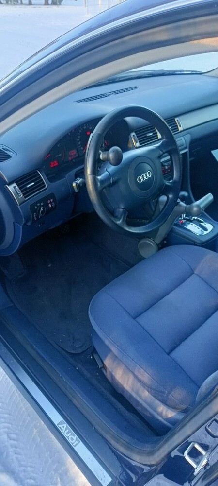 Audi A6 (Typ 4B) 317.000 km 5.200 € Dümmer 19073