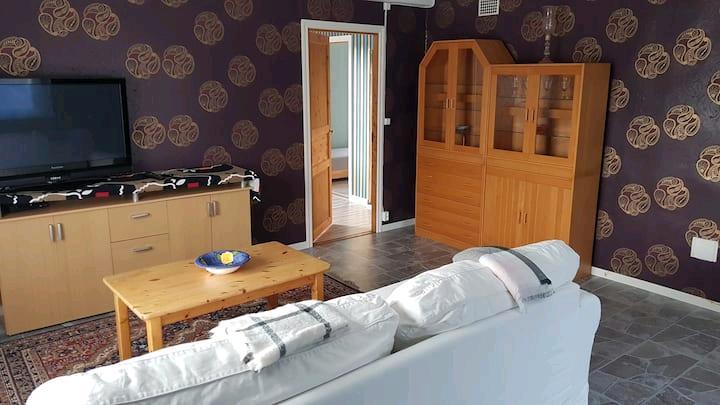 Erdgeschoßwohnung Sternberg - 3 Zimmer, 80 m&sup2;, 350&euro; | Angebot:26480316