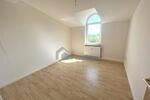 Dachgeschoßwohnung Schwerin - 4 Zimmer, 105 m&sup2;, 1.470&euro; | Angebot:26645278