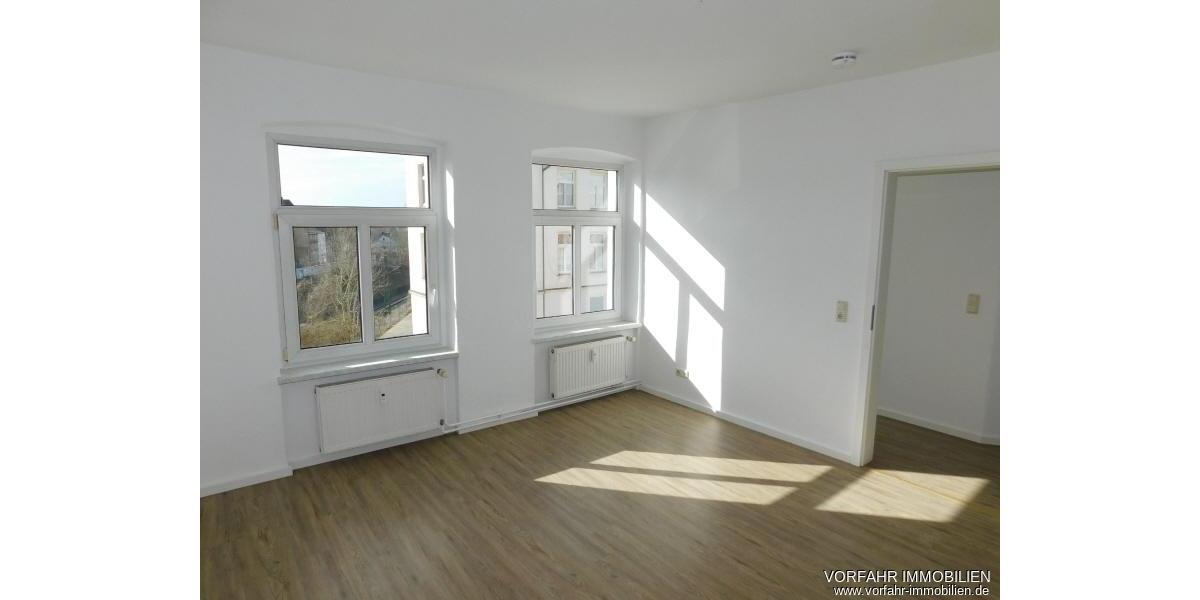 Etagenwohnung Schwerin - 4 Zimmer, 82 m&sup2;, 960&euro; | Angebot:25976090