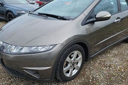 Honda Civic 71.918 km 4.499 &euro; Lübben 15907
