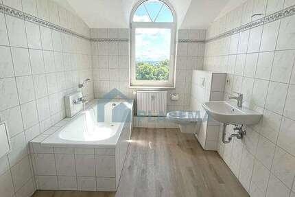 Wohnung Schwerin Altstadt - 4 Zimmer, 105 m&sup2;, 1.470&euro; | Angebot:26644841