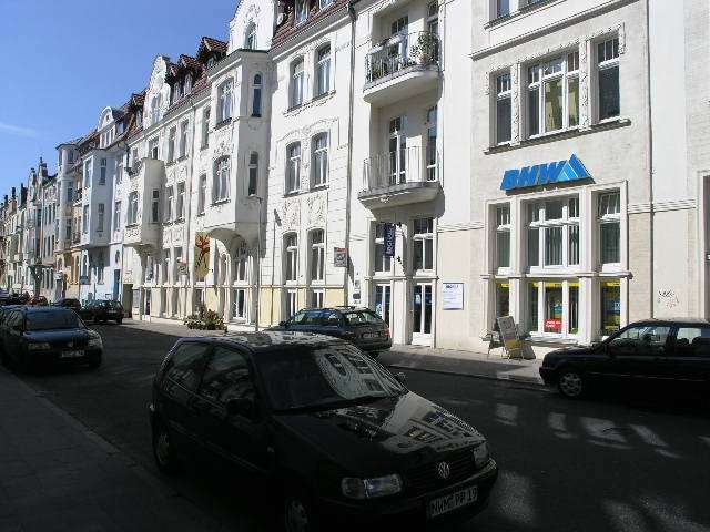 Etagenwohnung Schwerin - 3 Zimmer, 75 m&sup2;, 710&euro; | Angebot:27351520