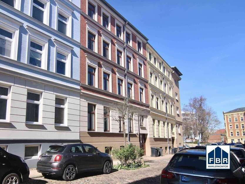 Haus zum Kaufen in Schwerin 1.036.000 € 598.12 m²