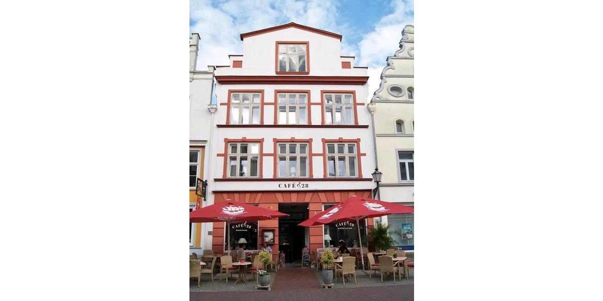 Einfamilienhaus Wismar Altstadt - 12 Zimmer, 322 m&sup2;, 900.000&euro; | Angebot:27018331