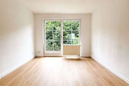 Wohnung Schwerin Gartenstadt - 3 Zimmer, 65 m&sup2;, 119.900&euro; | Angebot:23625290