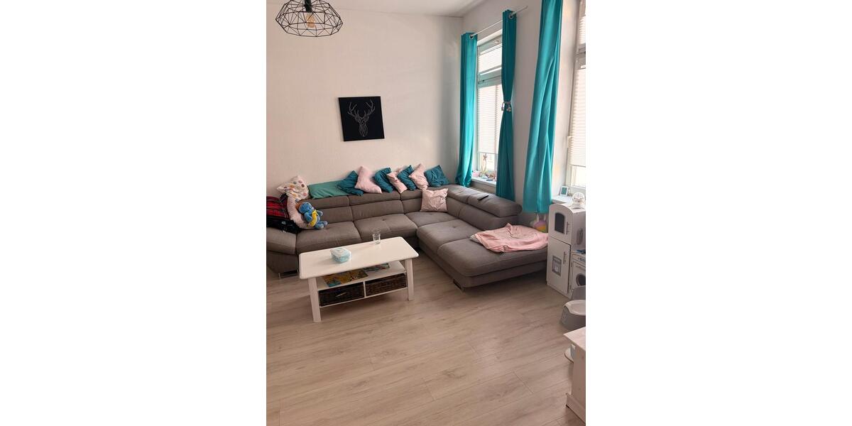 Etagenwohnung Schwerin Altstadt - 4 Zimmer, 106 m&sup2;, 1.000&euro; | Angebot:26637150