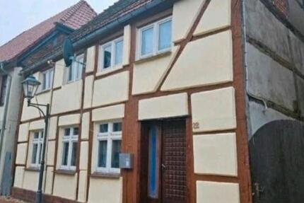 Haus Neustadt-Glewe Glewe - 4 Zimmer, 254 m&sup2;, 65.000&euro; | Angebot:26489663