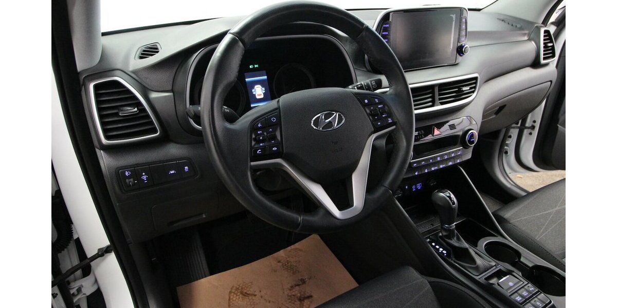 Hyundai Tucson 1.6 CRDi DPF 2WD 7-DCT LED+NAVI+KAMERA 75.699 km 18.900 &euro; Hagenow 19230