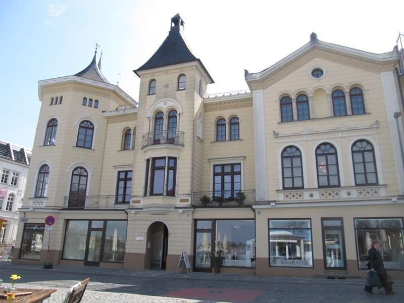 Büro in Schwerin 2.340 € 234 m²