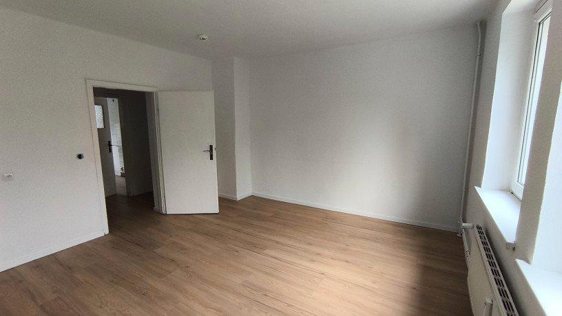 Erdgeschoßwohnung Crivitz - 3 Zimmer, 65 m&sup2;, 535&euro; | Angebot:26589380