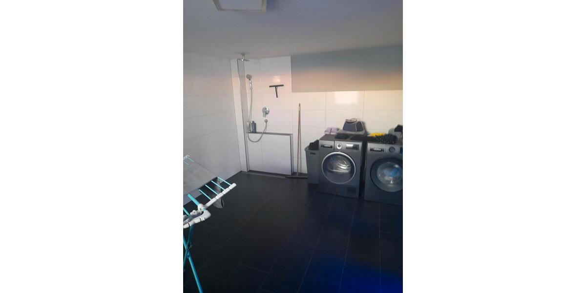 Einfamilienhaus Brüel - 4 Zimmer, 230 m&sup2;, 300.000&euro; | Angebot:24787988