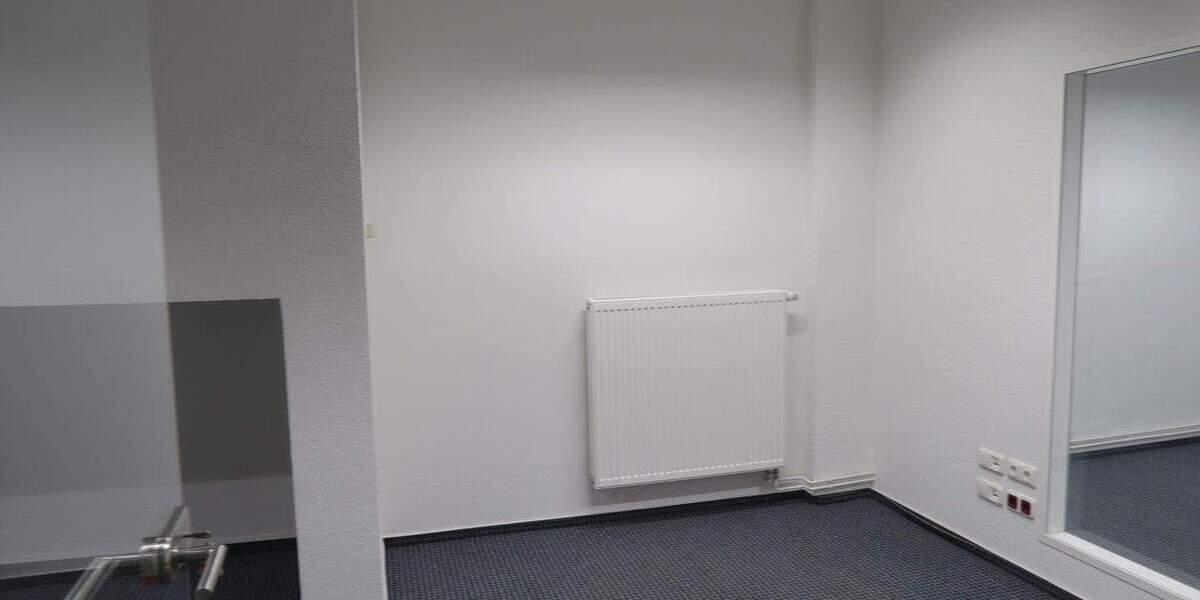 Gewerbeobjekt Schwerin Altstadt - 5 Zimmer, 142 m&sup2;, 1.150&euro; | Angebot:25698170