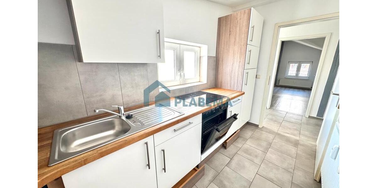 Dachgeschoßwohnung Schwerin - 3 Zimmer, 65 m&sup2;, 820&euro; | Angebot:26548645