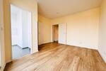 Dachgeschoßwohnung Schwerin - 3 Zimmer, 80 m&sup2;, 715&euro; | Angebot:26235413