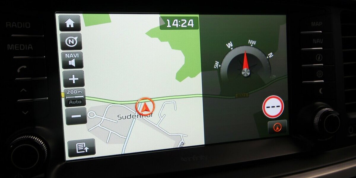 Kia Sorento Platinum Edition 4WD PANO-DACH+AHK+XENON 130.166 km 18.900 &euro; Hagenow 19230