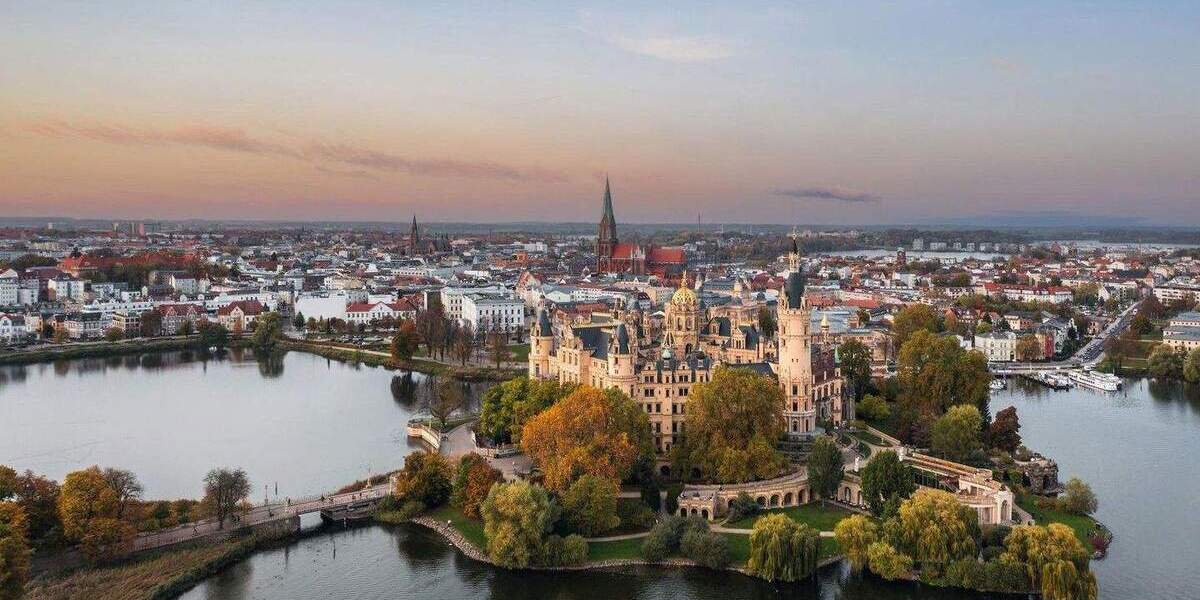 Etagenwohnung Schwerin Friedrichsthal - 3 Zimmer, 81 m&sup2;, 229.900&euro; | Angebot:25373069