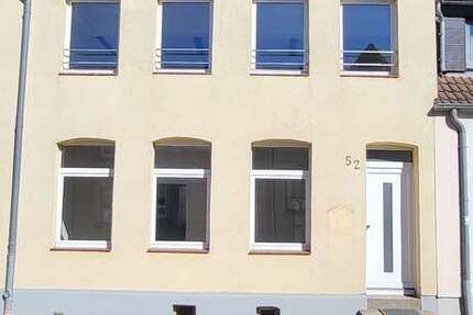 Haus zum Mieten in Grevesmühlen 950 € 90 m²