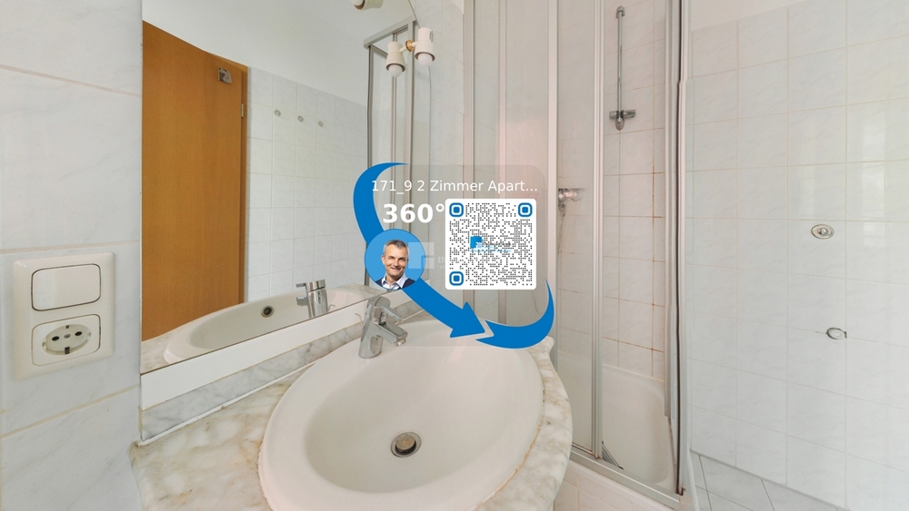 Innenstadtlage für Praktiker: helle 2-Zimmer-Dachgeschosswohnung mit Einbauküche, Duschbad, Keller - Dachgeschoßwohnung Schwerin Feldstadt | Angebot:26866548