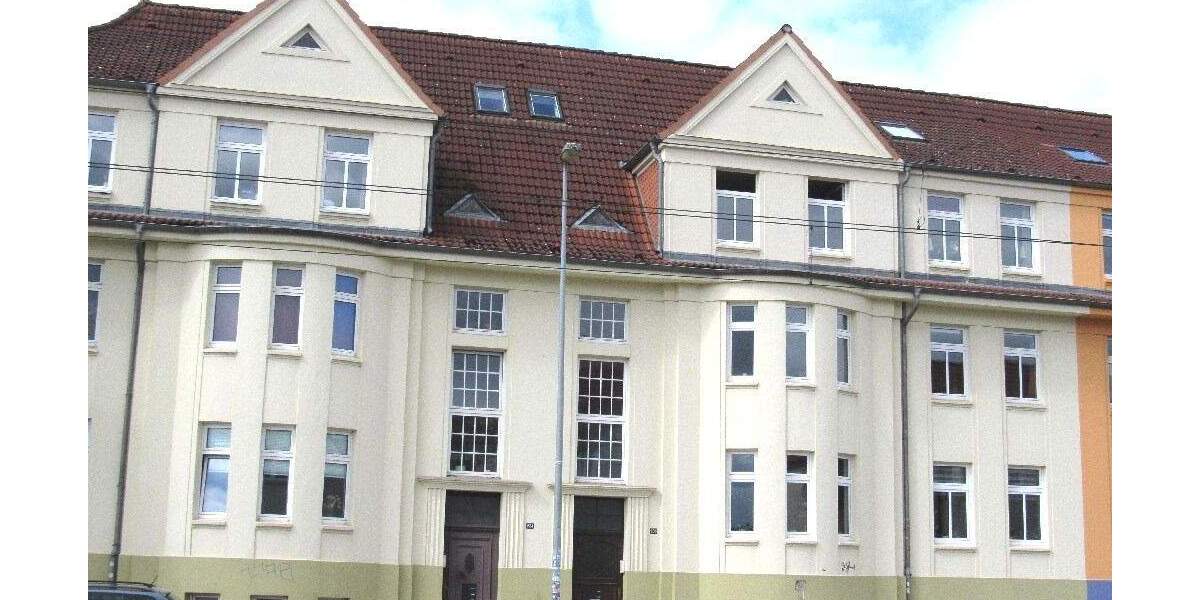 Etagenwohnung Schwerin Weststadt - 3 Zimmer, 107 m&sup2;, 1.000&euro; | Angebot:25037952