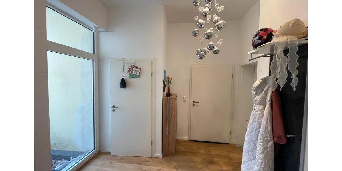 Terrassenwohnung Schwerin - 3 Zimmer, 80 m&sup2;, 810&euro; | Angebot:26674933