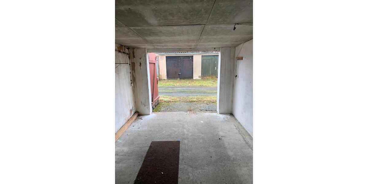 Garagen / Stellplätze Schwerin Gartenstadt - 70&euro; | Angebot:25812580