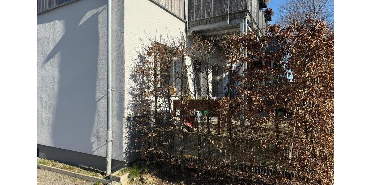 Etagenwohnung Schwerin Gartenstadt - 3 Zimmer, 96 m&sup2;, 1.390&euro; | Angebot:25856695