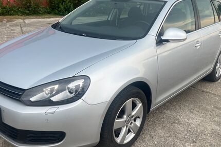 VW Golf 131.951 km 5.999 &euro; Schwerin 19061