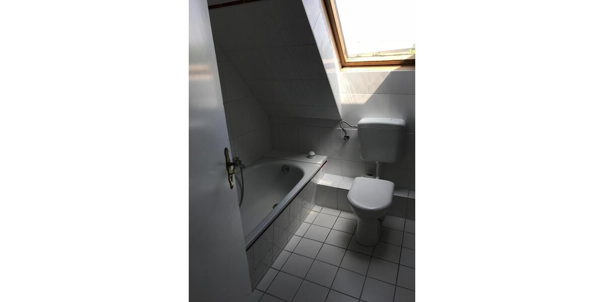 Dachgeschoßwohnung Rehna - 1 Zimmer, 33 m&sup2;, 270&euro; | Angebot:26375323
