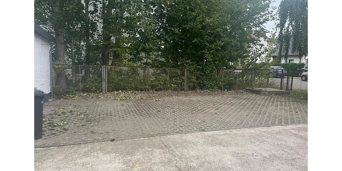 Garagen / Stellplätze Schwerin Friedrichsthal - 25&euro; | Angebot:25731197