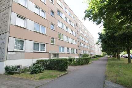 Wohnung zum Mieten in Schwerin 350 € 57.88 m² 3 zimmer
