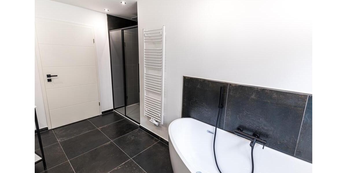 Reihenhaus Wismar Altstadt - 4 Zimmer, 140 m&sup2;, 1.800&euro; | Angebot:25221704