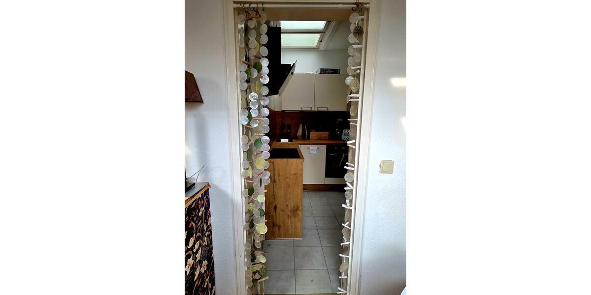 Dachgeschoßwohnung Schwerin - 1 Zimmer, 38 m&sup2;, 335&euro; | Angebot:26034232