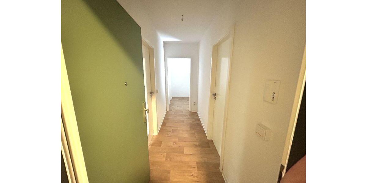 Etagenwohnung Schwerin Gartenstadt - 2 Zimmer, 58 m&sup2;, 382&euro; | Angebot:26676786