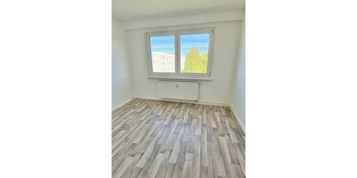 Etagenwohnung Schwerin Mueß - 4 Zimmer, 83 m&sup2;, 510&euro; | Angebot:26349733