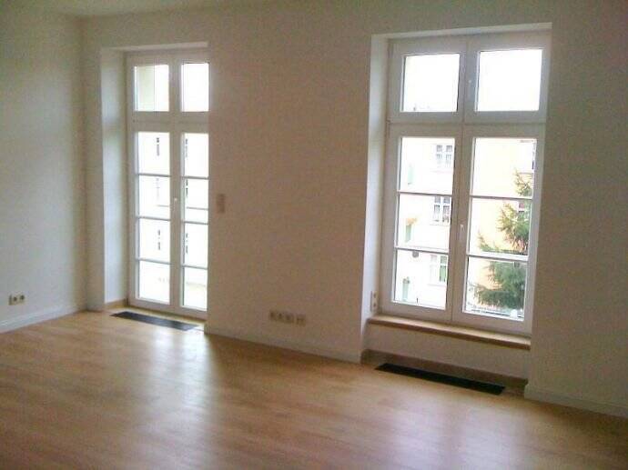 Etagenwohnung Schwerin Feldstadt - 4 Zimmer, 92 m&sup2;, 1.140&euro; | Angebot:26170824