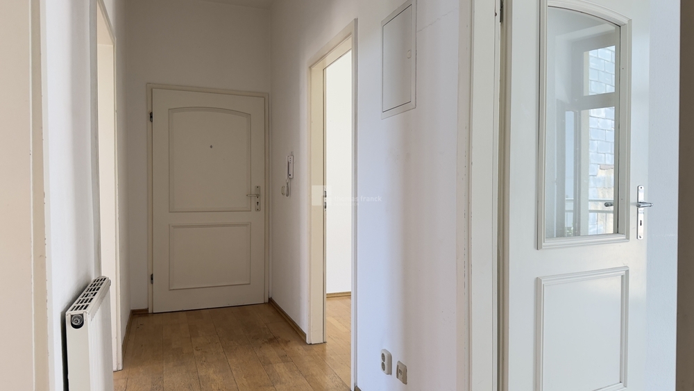 Perfekt für die kleine Familie: 3-Zimmer-Wohnung mit Balkon - Etagenwohnung Schwerin Feldstadt | Angebot:27023278