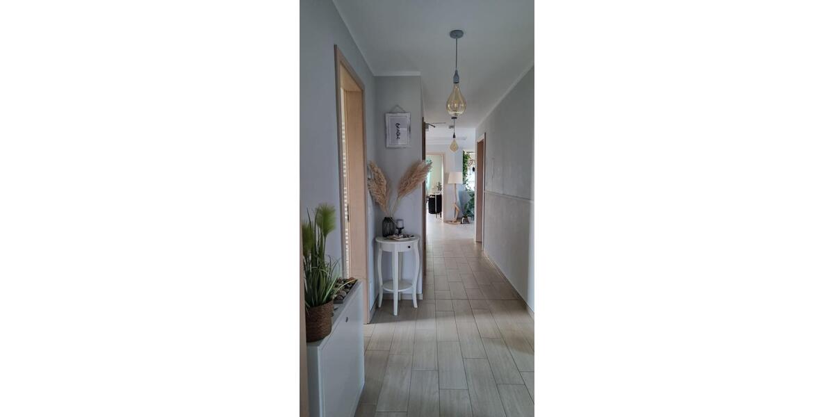 Dachgeschoßwohnung Wismar Altstadt - 5 Zimmer, 144 m&sup2;, 1.550&euro; | Angebot:26284702