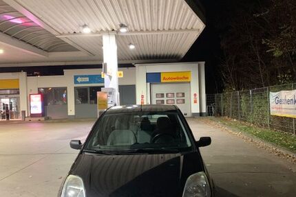 Ford Fiesta 272.698 km 900 € Schwerin 19063