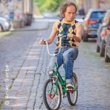 Olaf Schubert & seine Freunde - Jetzt oder now! 08.04.2027 Sport- und Kongresshalle