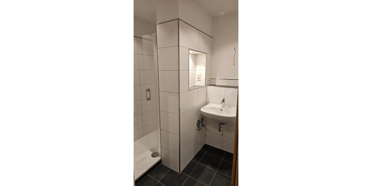 Dachgeschoßwohnung Schwerin Altstadt - 2 Zimmer, 70 m&sup2;, 490&euro; | Angebot:26698374