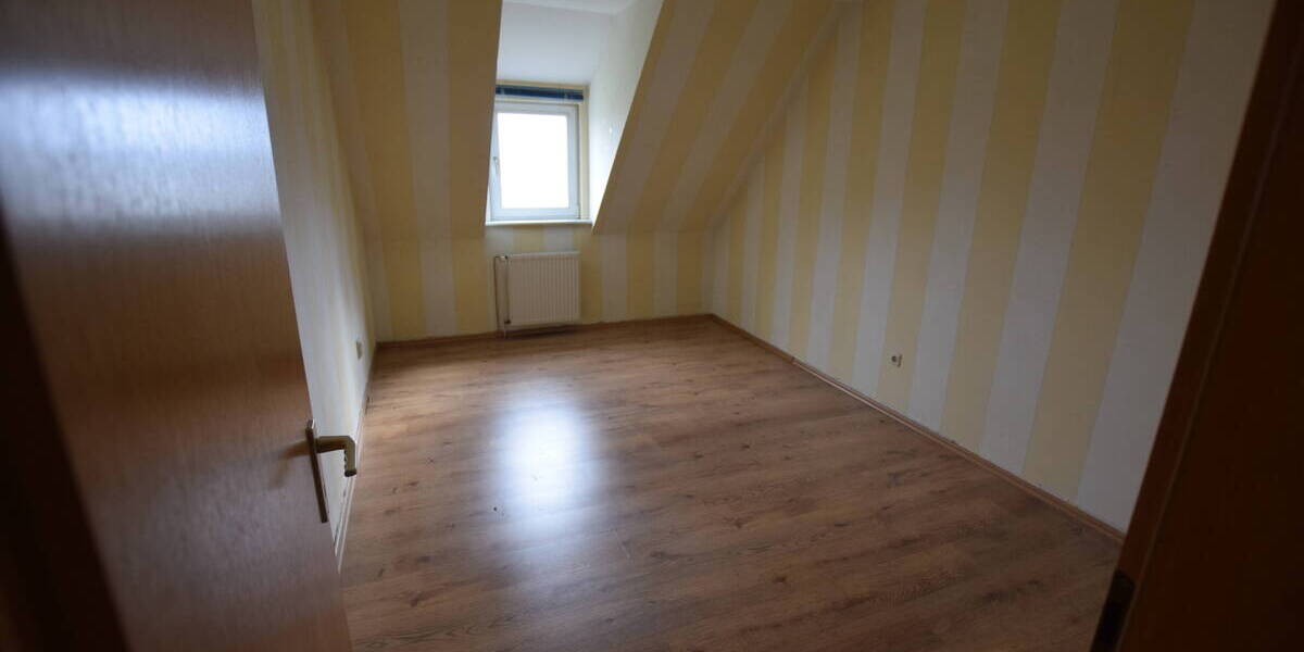 Etagenwohnung Klein Rogahn Groß Rogahn - 3 Zimmer, 94 m&sup2;, 585&euro; | Angebot:26751670